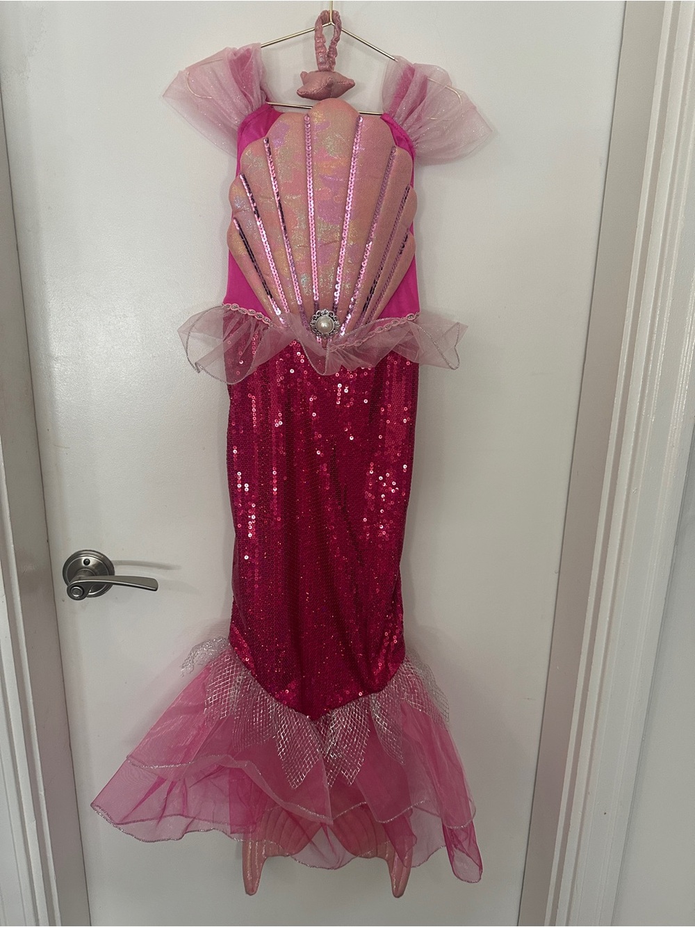 Gillian’s Closet Mermaid Costume Size 7/8 Pink Sequin dress up